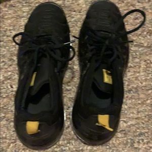 Black Nike US 8 UK 7
